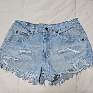 Womens Sz 29 WRANGLER cut Off Shorts. Super Duper Cute And Distressed